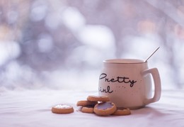 Tee / ***