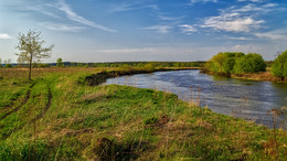 A River Runs Through Klyazma / ***