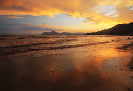 Blazing Sonnenuntergang / ***