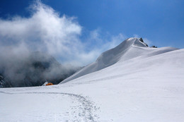 Gletscher Mensu / ***