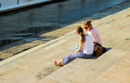 Mütter und Töchter / ***