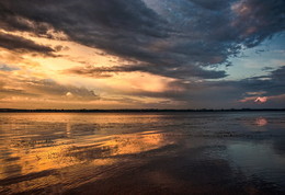 Zusammenschluss / ***