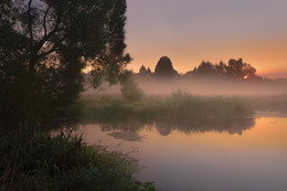 Morgendämmerung / --------------