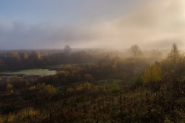 Herbst Morgendämmerung / ***