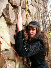 der Wand / )))