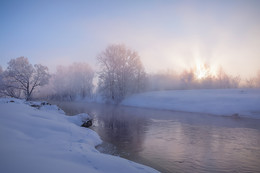 Winter-Fluss. / ***