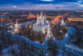 Smolny / ***