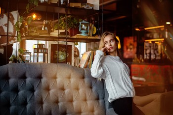 Und im Restaurant ... / ***