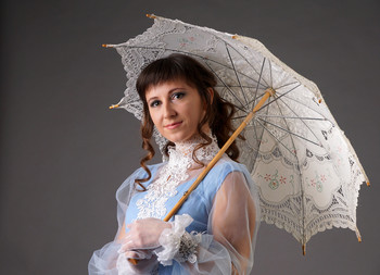 Mädchen mit Regenschirm / Md.: Irina