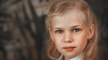 Portrait eines Mädchens / Ph: Roman Sergeev http://vk.com/srfoto
