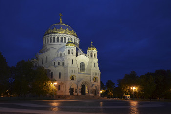 Kronstadt Marine-Kathedrale / ***