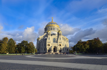 Kronstadt Marine-Kathedrale / ***