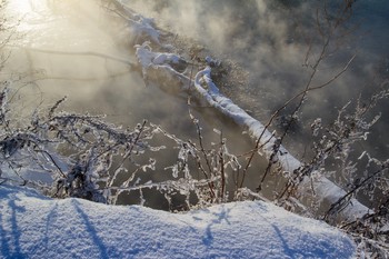 Winter auf dem Fluss / °°°