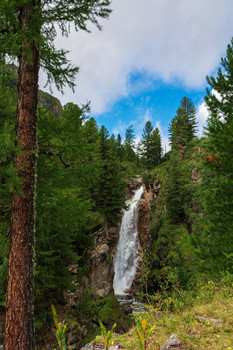 Wasserfall / ***