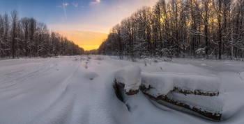 Der sterbende Sonnenuntergang / ***