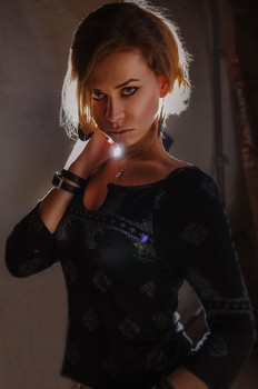 Julia / ***