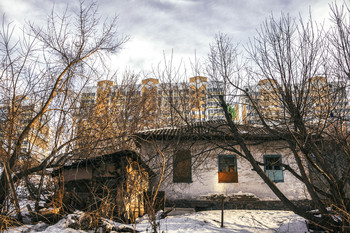 &nbsp; / .............