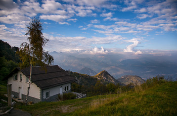 Treffen der Sonne / ***