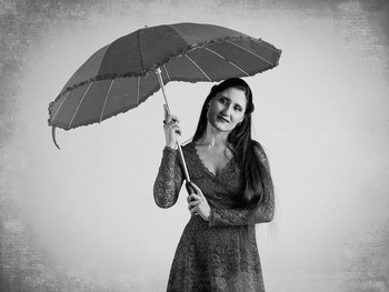 Mädchen mit Regenschirm / ***