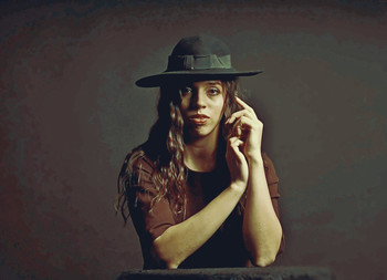 Das Mädchen mit dem Hut / ***