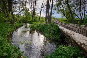 Brücke / ***