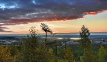 Vor Sonnenaufgang / ***