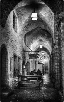 &nbsp; / ***