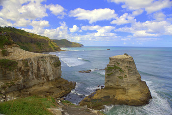 Tasman Sea Coast / ...