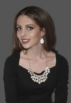 Anna / ***