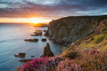 South Stack / Den ganzen Tag gab es nur Dauerregen (zum Glück der einzigste während meines Aufenthaltes in Wales), bis dann zum Sonnenuntergang der Himmel aufriss und mir diesen fantastischen Anblick bot.