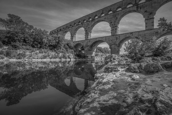 Pont du Gard / Pont du Gard ein römische Äquadukt im Département Gard, Südfrankreich