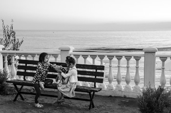 Lassen Sie uns spielen? / [img]https://a.radikal.ru/a01/1908/14/ac5c463f1a50.jpg[/img]
