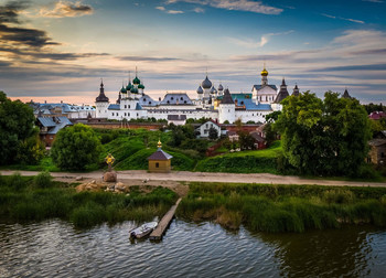 Rostov Kreml / ***
