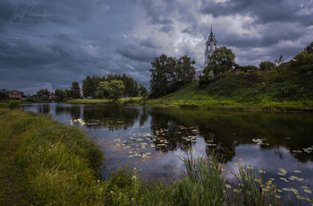 Abend auf dem Fluss / ***