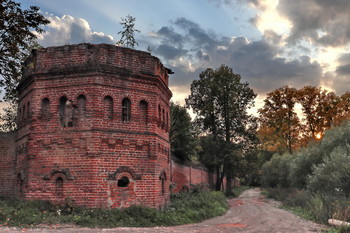 Der alte Turm. / ***