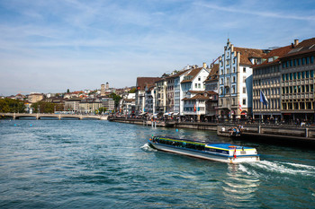 Zürich / ***