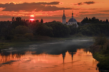 roten Sonnenuntergang / Fujifilm X-T20 + XF55-200