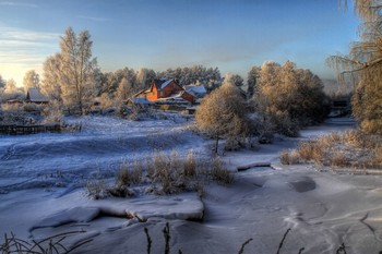 Haus am Fluss / ***