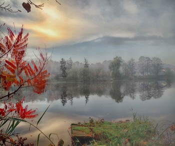 Herbst Morgendämmerung / ***