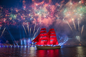 Scarlet Sails / ***