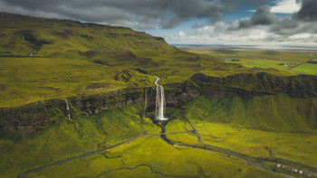 Seljalandsfoss / ***