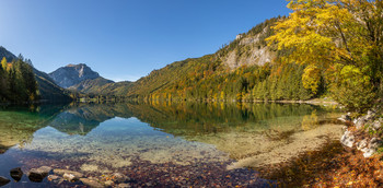 Langbathsee / Panorama vom vorderen Langbathsee im Herbst