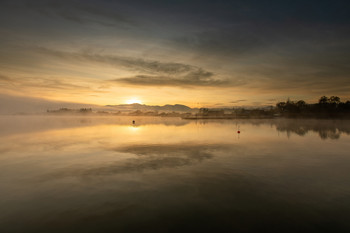 Sonnenaufgang / Sonnenaufgang am Wallersee