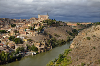 Toledo / ***