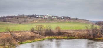 Gloomy November / ***