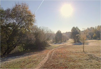 Herbst Morgendämmerung / ***