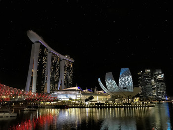 Nacht in Singapur / ***
