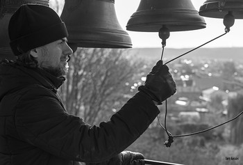 Glockenläuten / ***