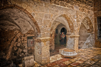 Jerusalem Courtyard / ***