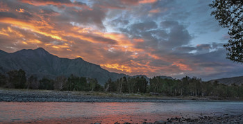 Mountain sunset .... / ***